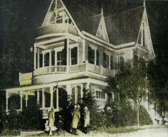 The Oscar Hammerstein Mansion on the day of Al Lilliens Murder