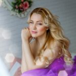 woman-3303689_1280
